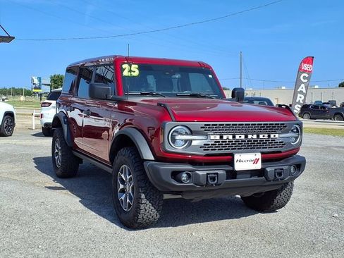 Used 2025 Ford Bronco Badlands AWD/4WD image 25