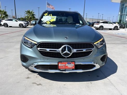 New 2026 Mercedes-Benz GLC 300 image 2