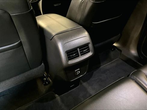 Used 2022 Chevrolet Equinox Premier image 29