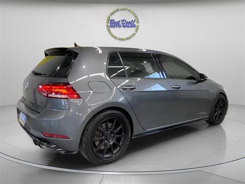 Used 2018 Volkswagen Golf R 4-Door image 5