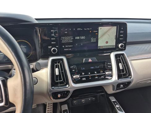 Used 2022 Kia Sorento SX Prestige image 22
