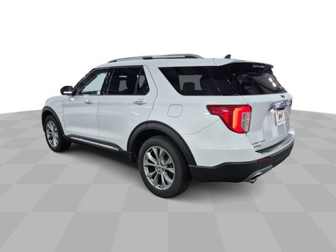Used 2023 Ford Explorer Limited AWD/4WD image 7