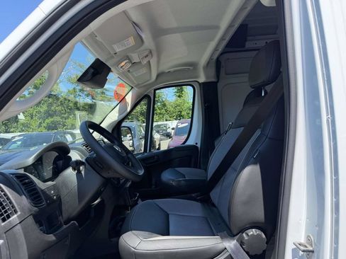Used 2026 RAM ProMaster 2500 w/ Convenience Group FWD image 19