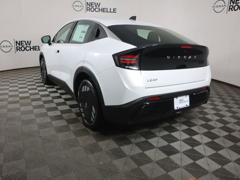 New 2026 Nissan Leaf w/ Floor Mat Package (S+) image 5