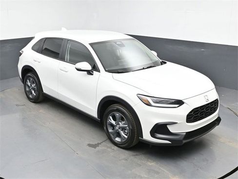 New 2026 Honda HR-V LX image 13