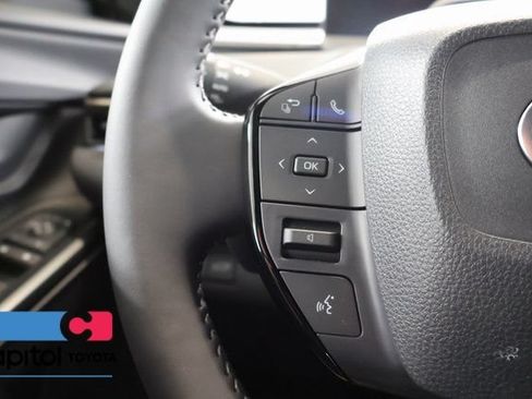 Used 2026 Toyota bZ AWD/4WD image 17