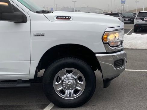 Used 2024 RAM 3500 Tradesman w/ Chrome Appearance Group image 10