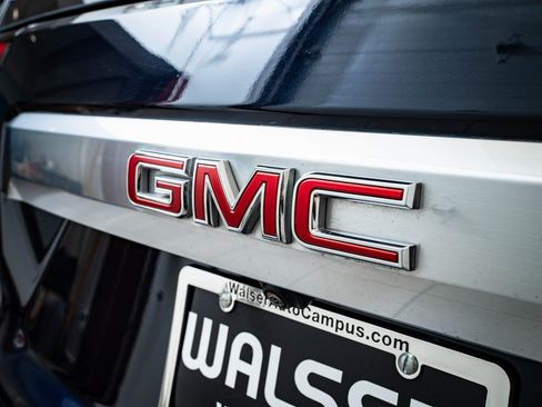 Used 2023 GMC Yukon Denali w/ LPO, Floor Liner Package image 18