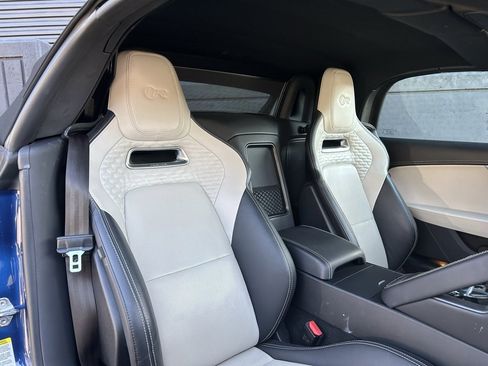 Used 2021 Jaguar F-TYPE R image 22