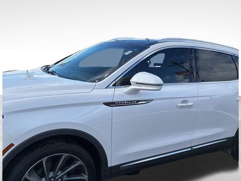 Used 2019 Lincoln Nautilus Reserve w/ Cargo Utility Package image 5