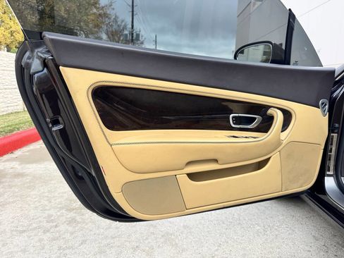 Used 2009 Bentley Continental GT w/ Convenience Specification Pkg image 10