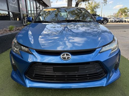 Used 2014 Scion tC FWD image 2