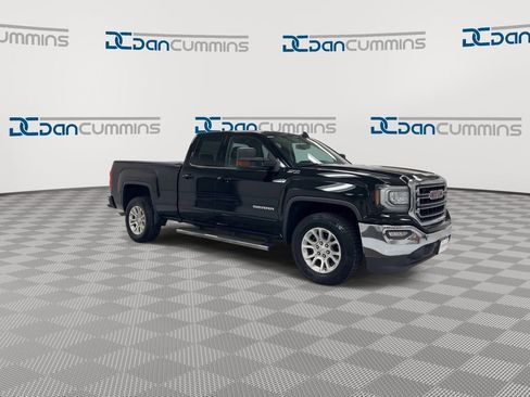 Used 2017 GMC Sierra 1500 SLE w/ SLE Value Package image 2