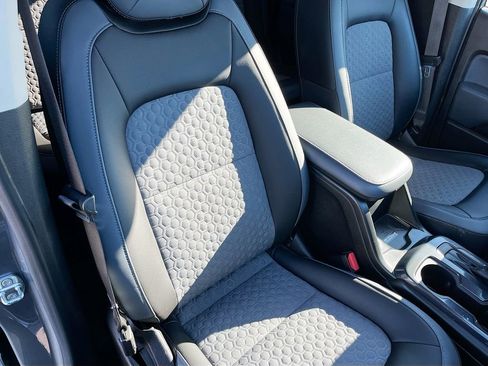 Used 2022 Chevrolet Colorado Z71 image 28