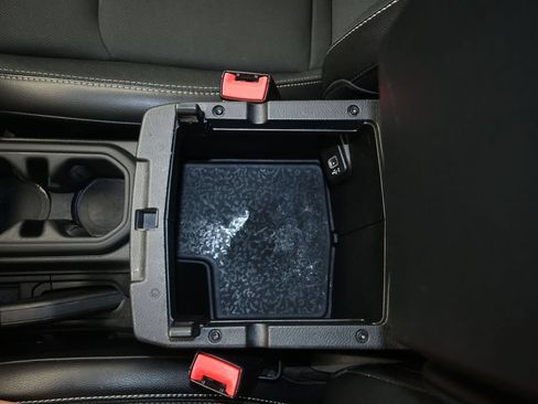 Used 2020 Jeep Wrangler Unlimited Sport AWD/4WD image 19