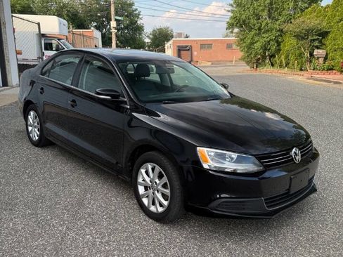 Used 2013 Volkswagen Jetta SE FWD image 9