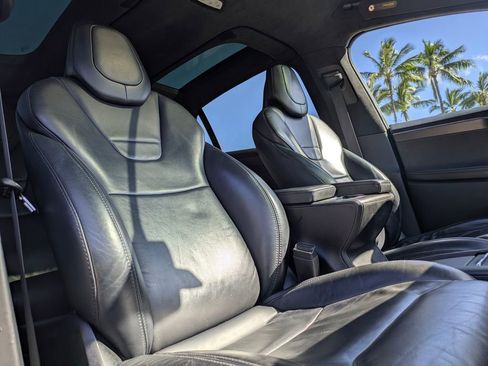 Used 2017 Tesla Model X 75D AWD/4WD image 15