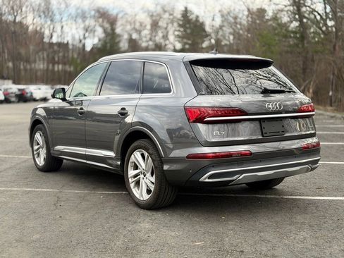 Used 2022 Audi Q7 3.0T Premium Plus w/ Premium Plus Package AWD/4WD image 4