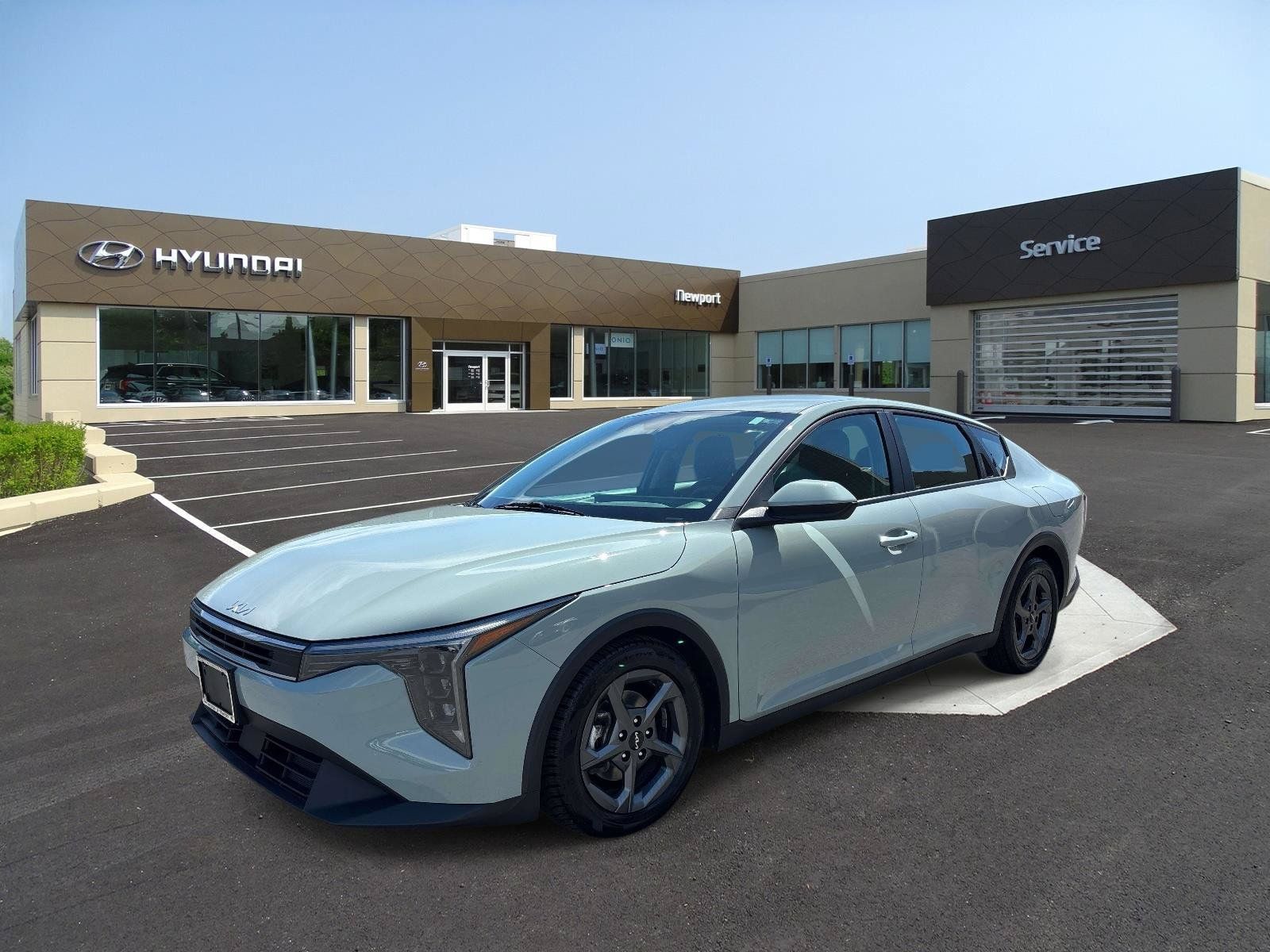 Used 2025 Kia K4 FWD image 1
