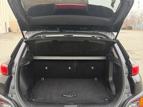 Used 2020 Hyundai Kona SEL w/ Cargo Package image 14