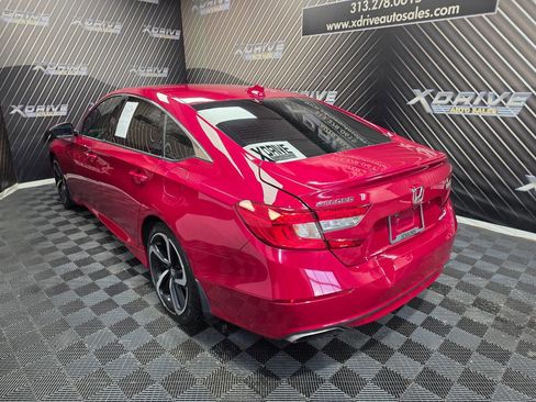 Used 2019 Honda Accord Sport image 10