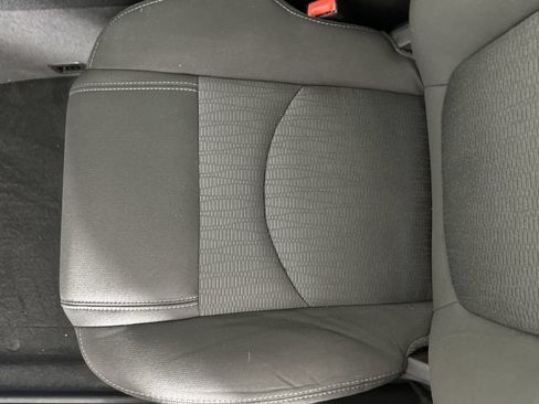 Used 2016 Chevrolet Traverse LT w/ Style and Technology Package FWD image 23