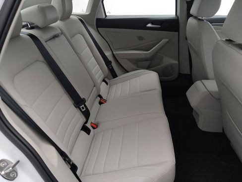 Used 2023 Volkswagen Jetta SE w/ Panoramic Sunroof Package FWD image 19