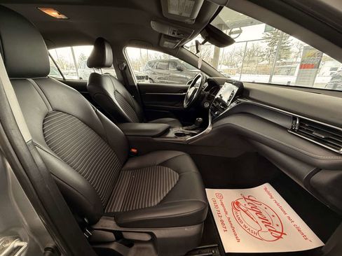 Used 2023 Toyota Camry SE image 30