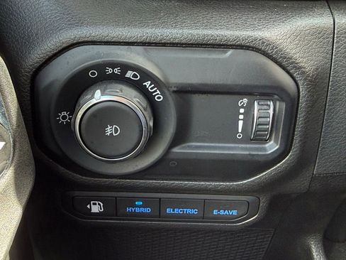 Used 2023 Jeep Wrangler Unlimited w/ Cold Weather Group AWD/4WD image 9