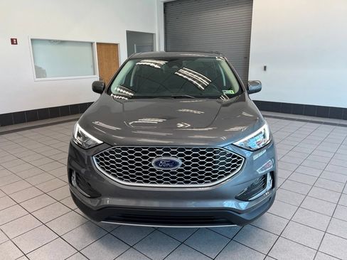 Used 2024 Ford Edge SEL w/ Convenience Package AWD/4WD image 3