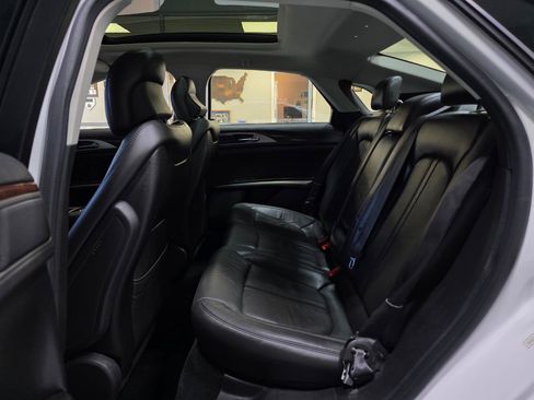 Used 2013 Lincoln MKZ FWD image 20