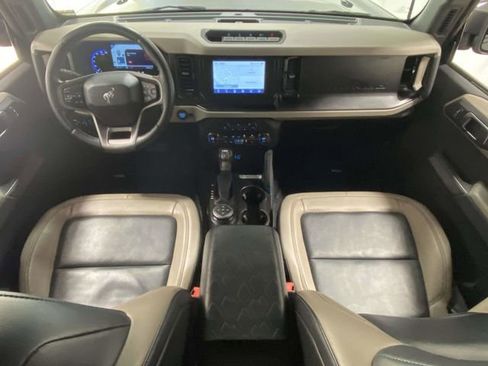 Used 2021 Ford Bronco Wildtrak image 11