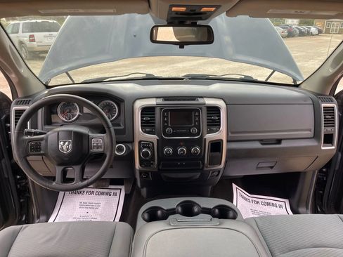 Used 2014 RAM 1500 Classic SLT image 13