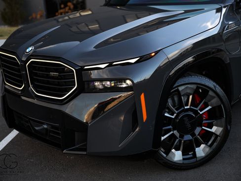 Used 2024 BMW XM image 5