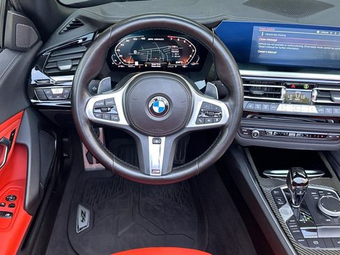 Used 2024 BMW Z4 M40i w/ Shadowloine Package RWD image 27