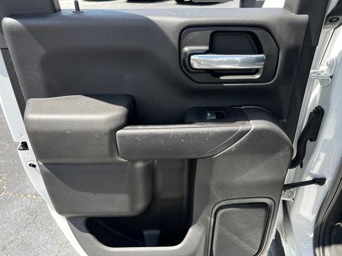 Used 2022 GMC Sierra 2500 Pro w/ Convenience Package AWD/4WD image 19