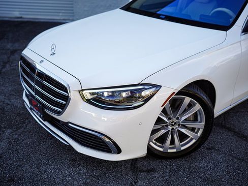 Used 2022 Mercedes-Benz S 500 S 500 image 2