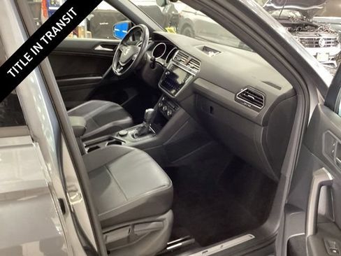 Used 2021 Volkswagen Tiguan SE R-Line AWD/4WD image 11