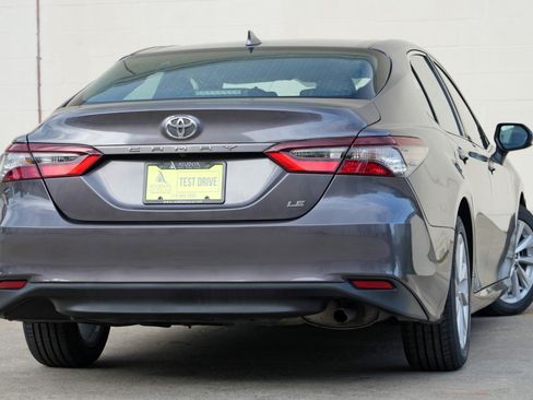 Used 2021 Toyota Camry LE FWD image 4