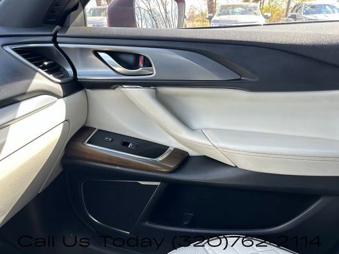 Used 2023 MAZDA CX-9 Signature AWD/4WD image 28