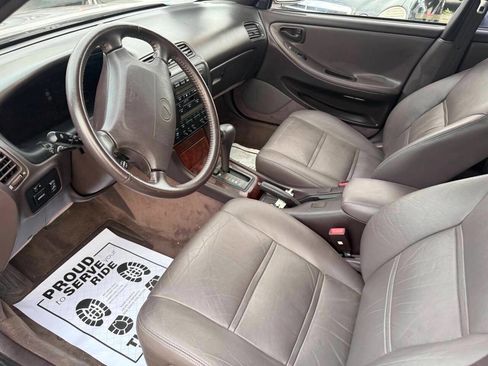 Used 1992 Lexus ES 330 FWD image 12