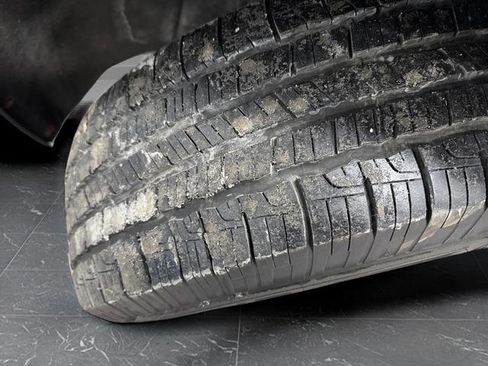 Used 2021 Chevrolet Equinox LT image 34