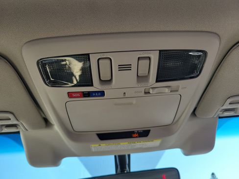 Used 2019 Subaru Legacy 2.5i Limited w/ Popular Package #2A image 22