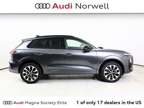 New 2026 Audi Q3 quattro 2.0T AWD/4WD image 17