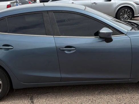 Used 2016 MAZDA MAZDA3 i Sport w/ Preferred Equipment Package FWD image 9