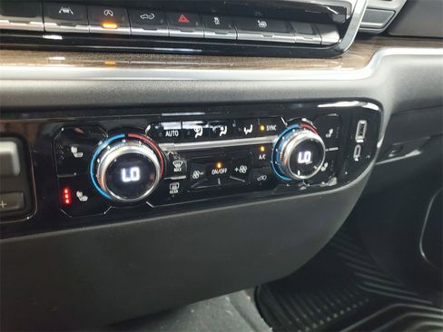 New 2026 GMC Sierra 1500 Elevation image 24