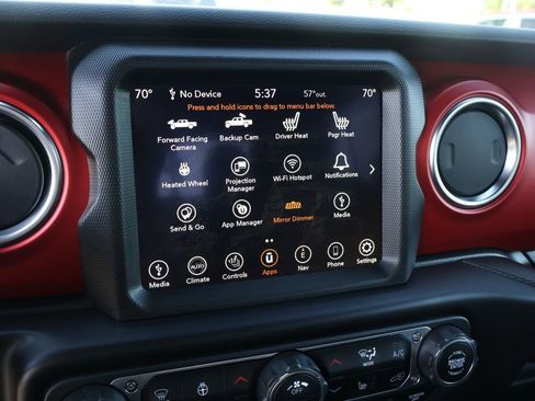 Used 2022 Jeep Gladiator Rubicon w/ LED Lighting Group AWD/4WD image 39