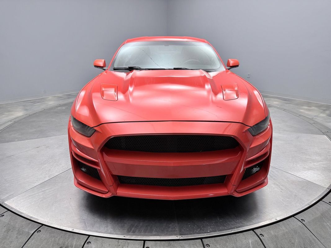 Used 2016 Ford Mustang GT Premium RWD image 2