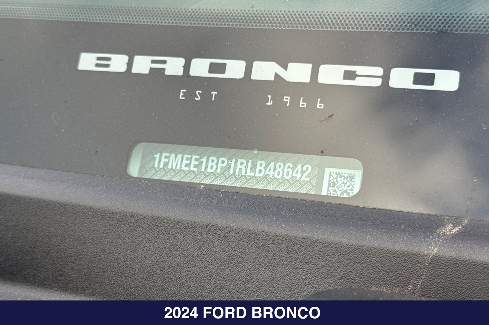 Used 2024 Ford Bronco Black Diamond AWD/4WD image 2
