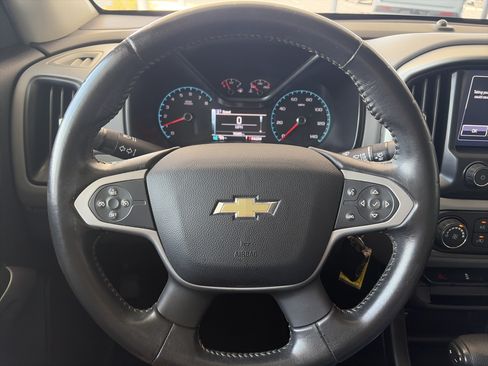 Used 2016 Chevrolet Colorado LT w/ LT Convenience Package RWD image 15
